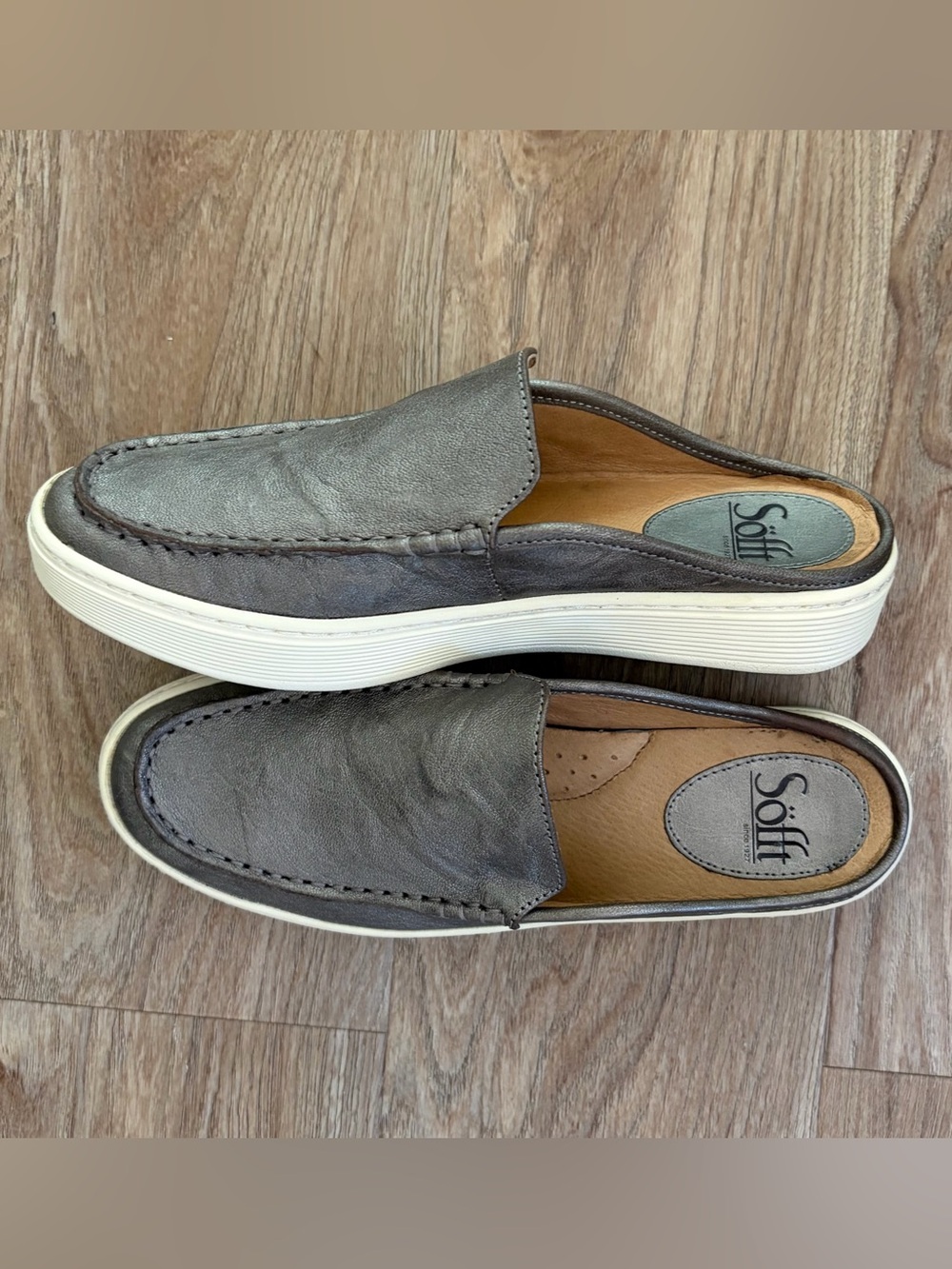 Sofft Womens Gray Leather Slip-On Mule Loafers with White Platform Sole Sz 7
